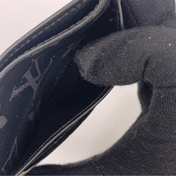 Louis Vuitton Eclipse Card Holder - Picture 10 of 17